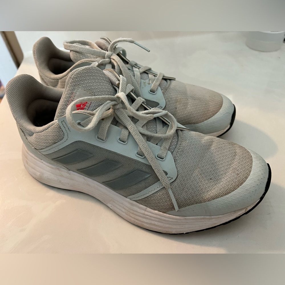 Adidas women size 8